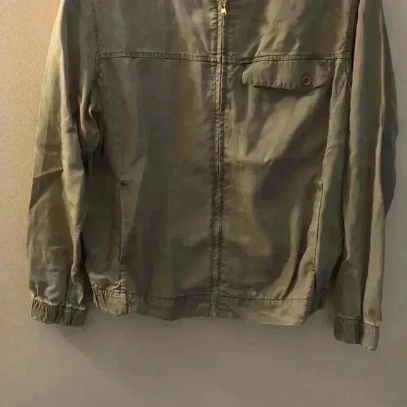 Patagonia ReCircle Bomber Jacket Olive Green Full Zip Front Flap Pocket, medium - Picture 3 of 9